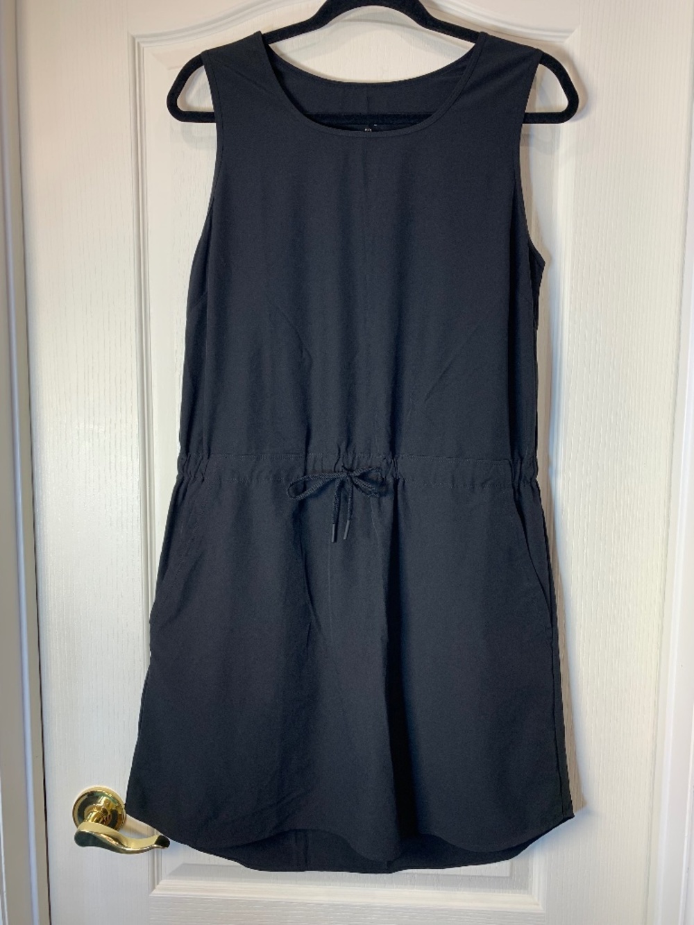 Tilley Women’s Black Travel Dress Size M Lightweight Stretch Outdoor Casual